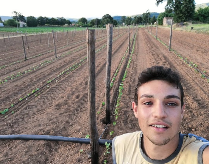 Antonio Racioppi: &quot;Lavorando la terra coltiviamo i nostri sogni&quot;