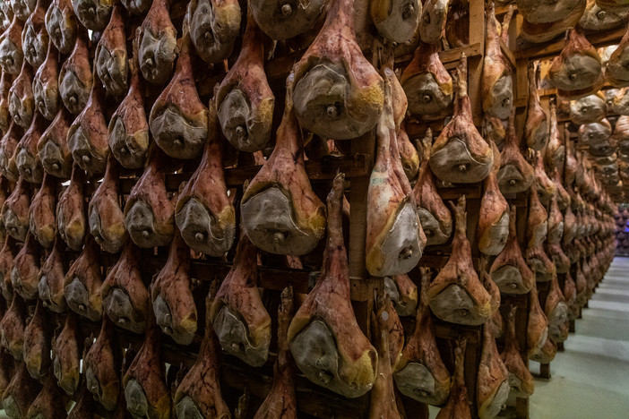 SAN DANIELE RAW HAM, AN EXCELLENCE TO DISCOVER