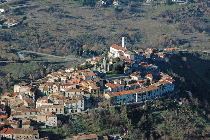 Pignola, il paese dei cento portali