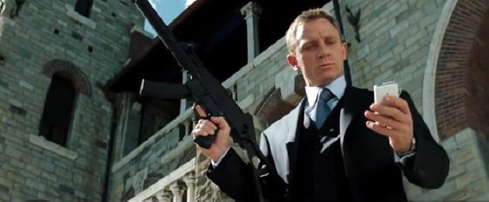 James Bond, l'icona che promuove l'Italia e il Made in Italy