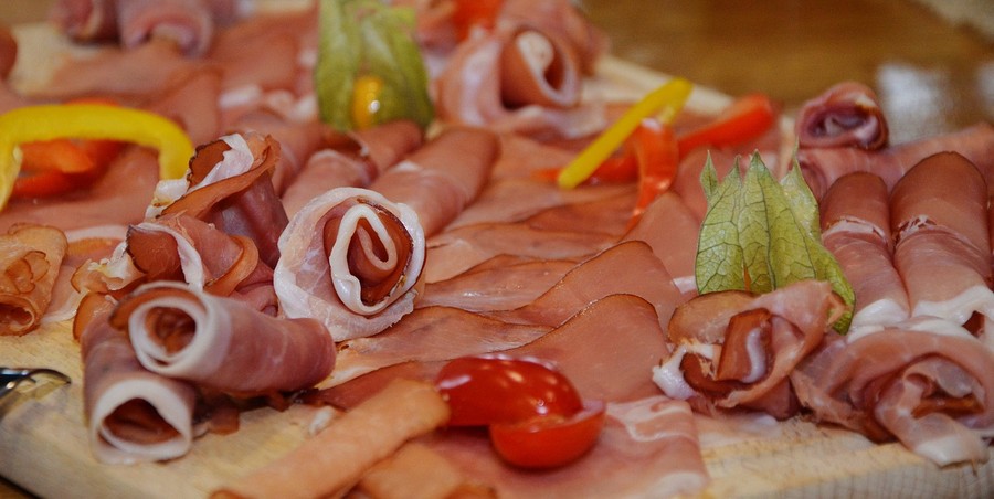 Involtini di prosciutto crudo e caprino