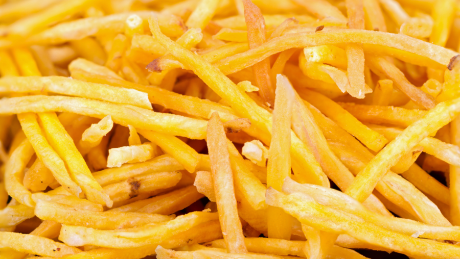 Rotonde e croccanti o gustose a bastoncino: oggi è la giornata mondiale delle patatine fritte