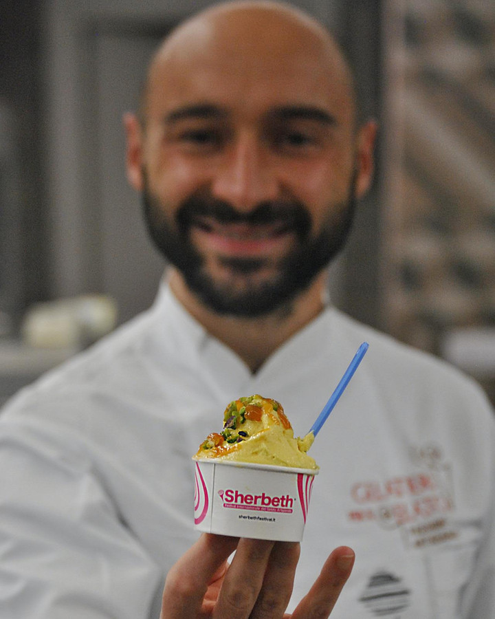 Luigi Buonansegna e il suo gelato. Ad Maiora!